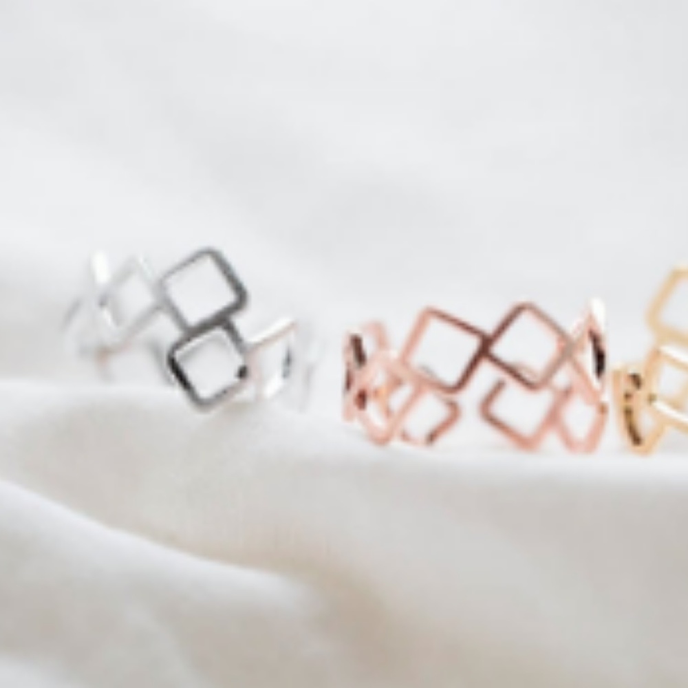 SQUARE midi ring